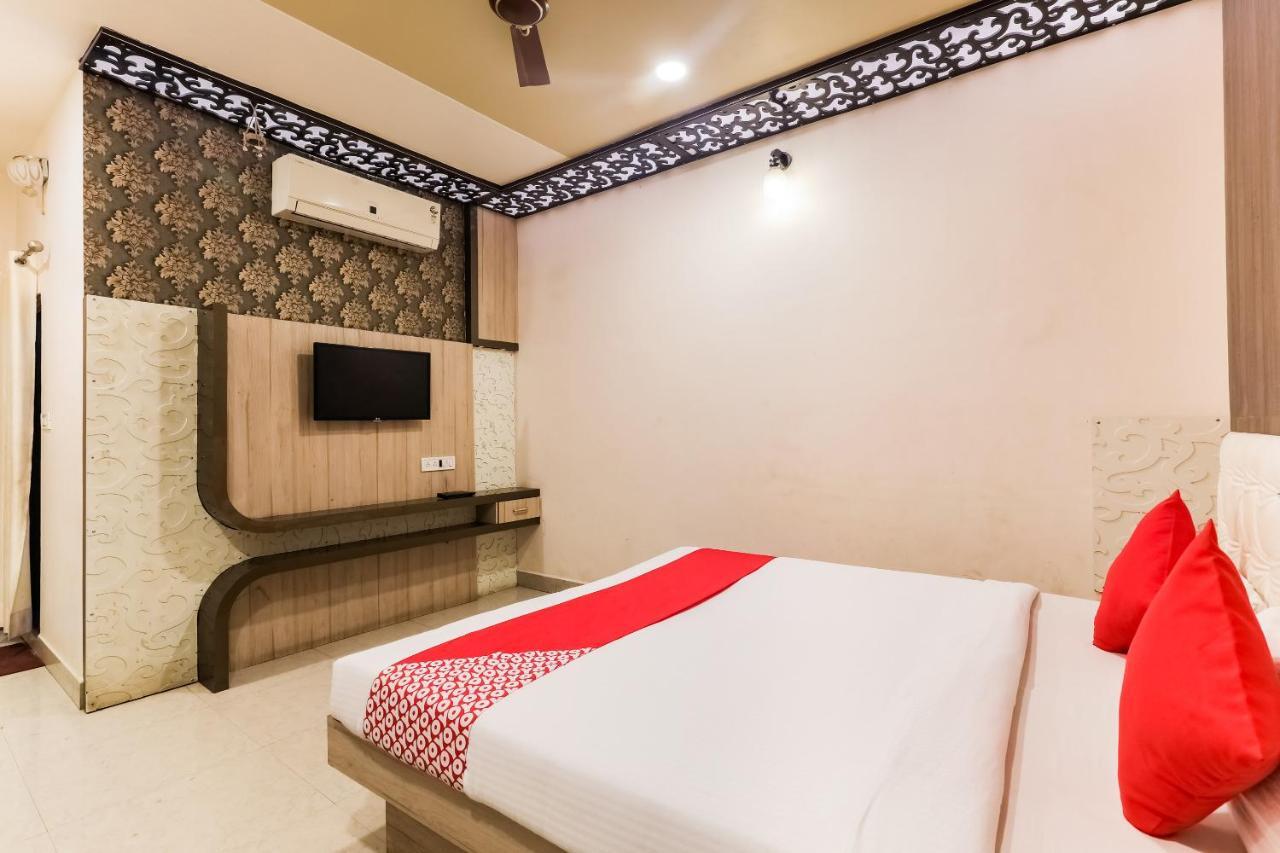 Oyo 49090 G K Jain Hotel Guna Zewnętrze zdjęcie